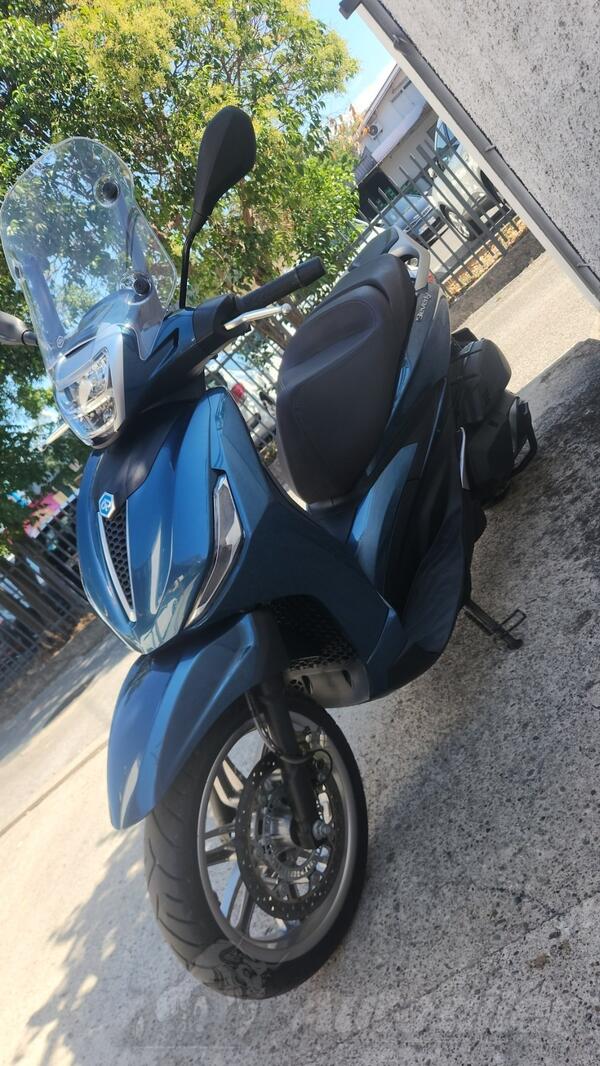 Piaggio - Beverly 400 HPe