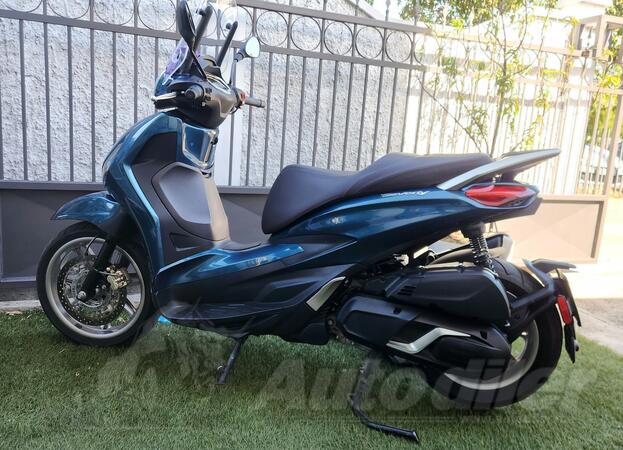 Piaggio - Beverly 400 HPe