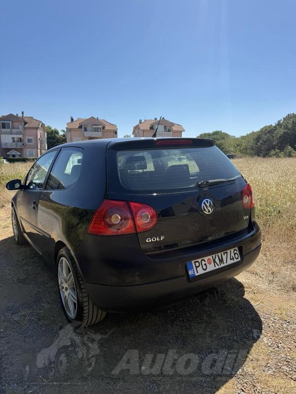 Volkswagen - Golf 5 - 1.9 TDI 77KW