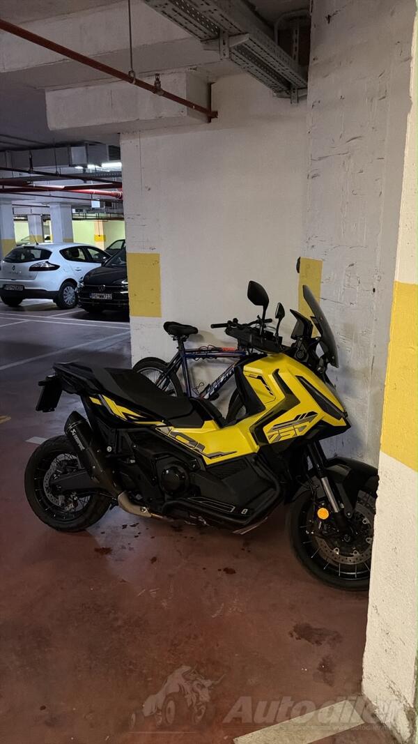 Honda - Xadv 750