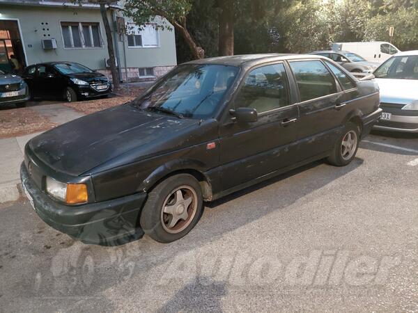 Volkswagen - Passat - 1.8