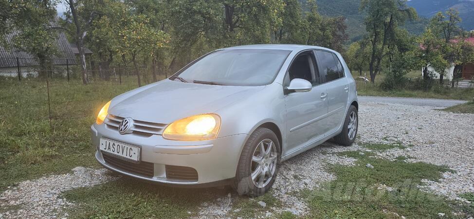 Volkswagen - Golf 5 - 1.9 TDI