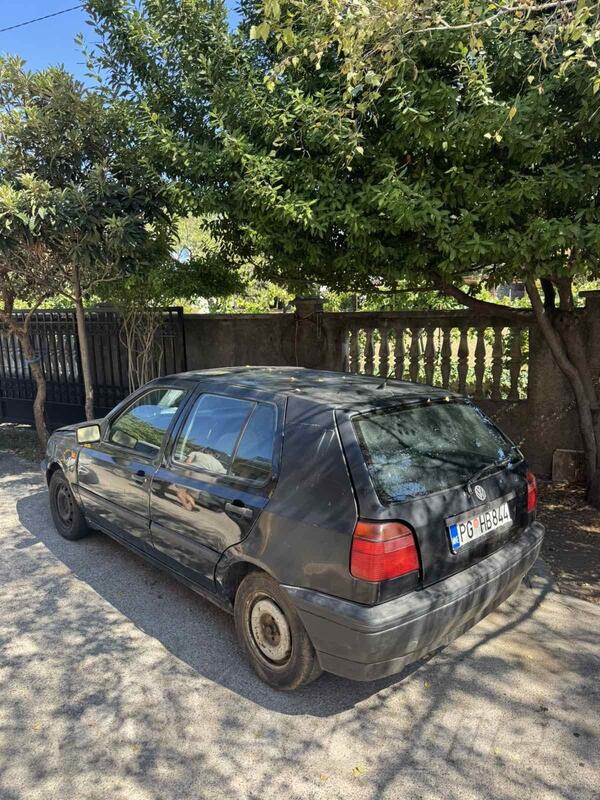U djelovima Volkswagen - Golf 3 1.9 TDI klima