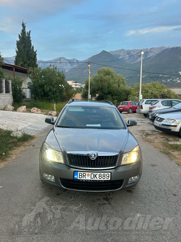 Škoda - Octavia - 2.0 TDI CR Elegance