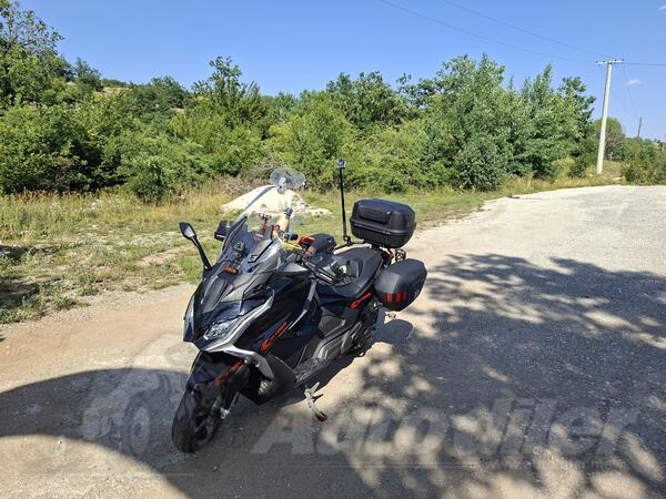 Kymco - Ak 550 Premium