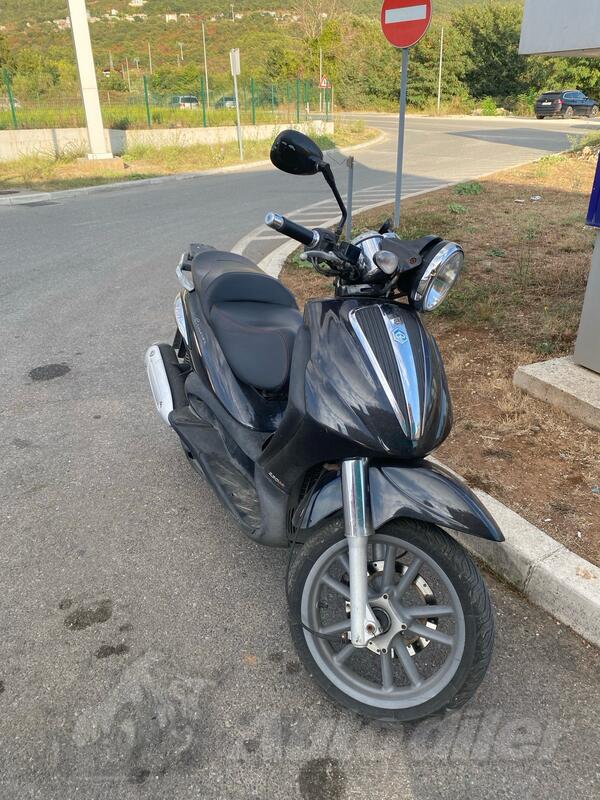 Piaggio - beverly