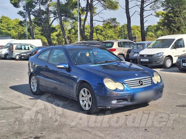 Mercedes Benz - C 220 - 2,2 dci