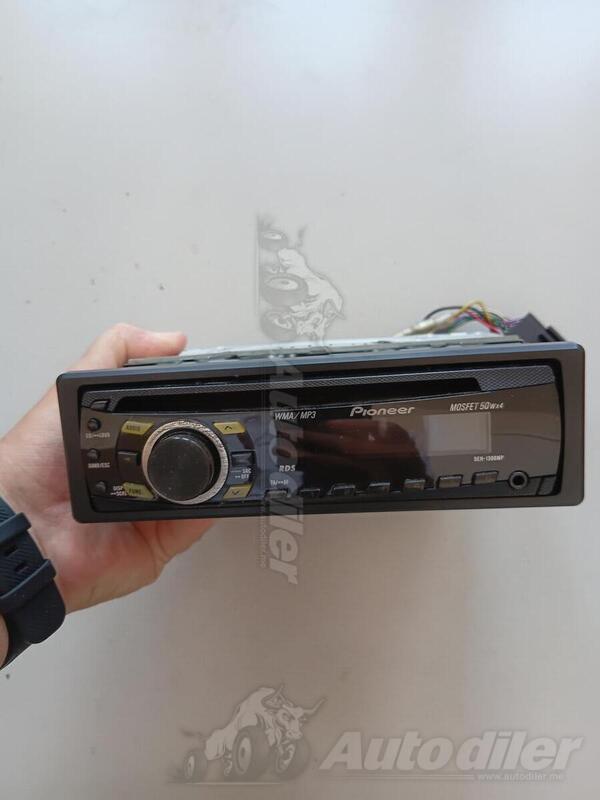 CD / DVD / MC / Radio player