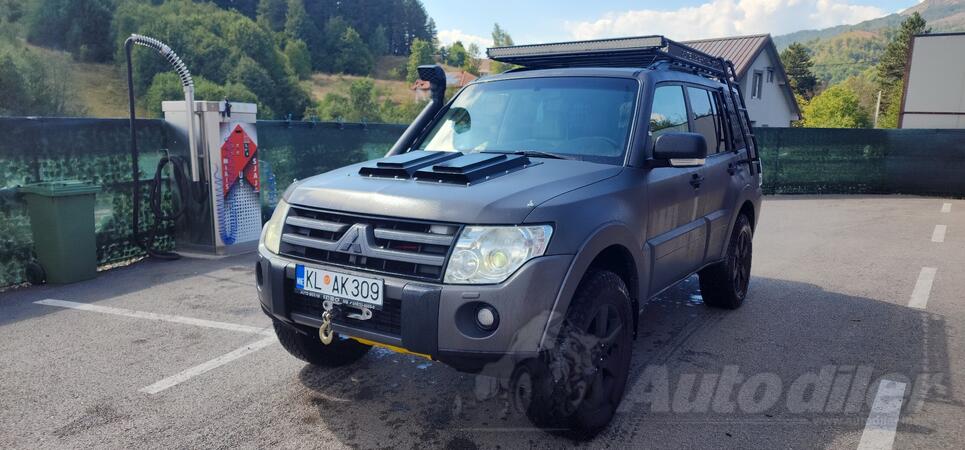 Mitsubishi - Pajero - 3.2 did