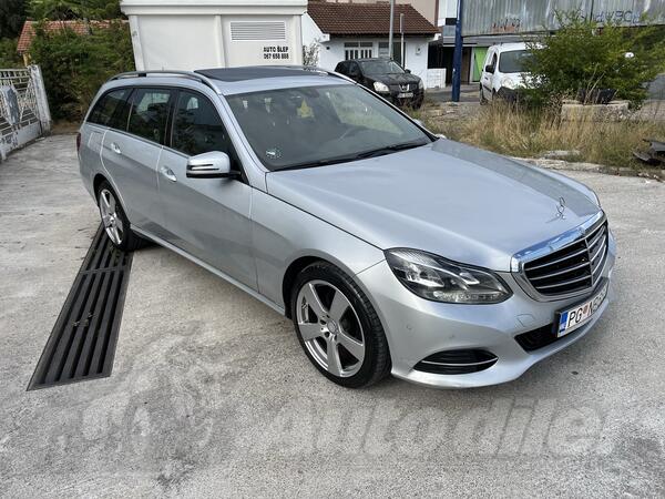 Mercedes Benz - E 220 - 220 Bluetec 9G