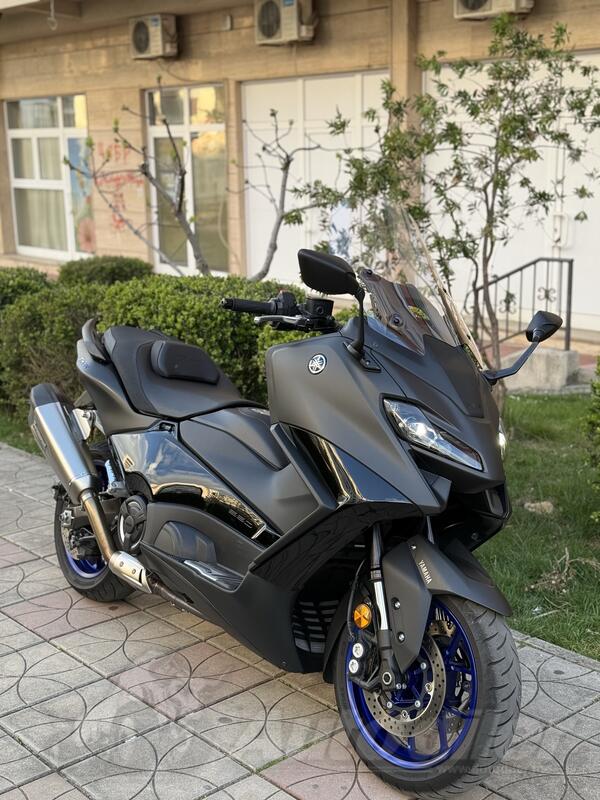 Yamaha - t max