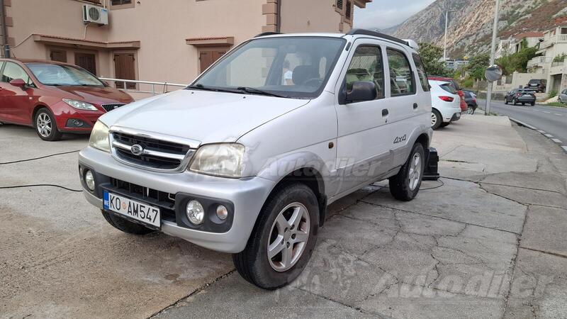 Daihatsu - Terios - 1.3 Benzin