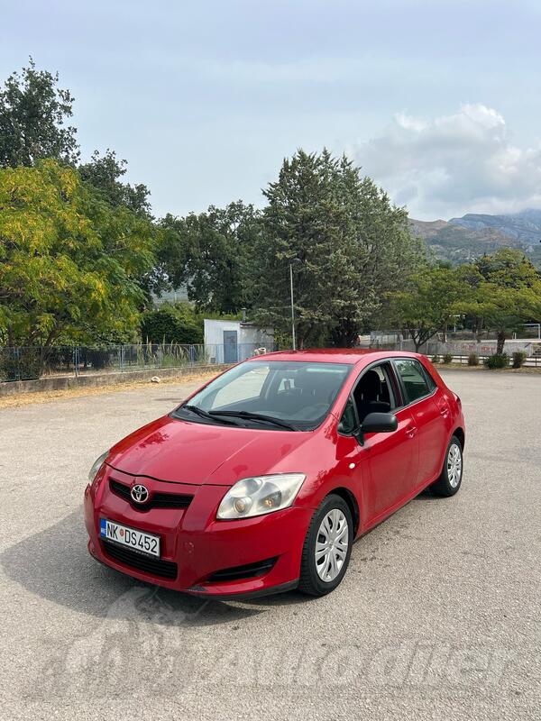 Toyota - Auris - 1.4d