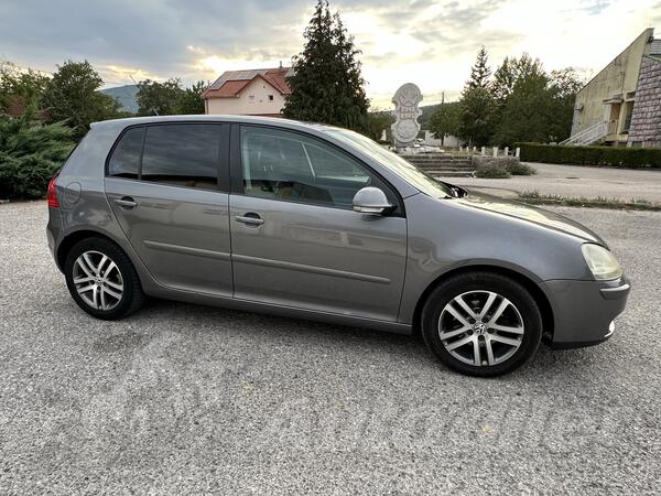 Volkswagen - Golf 5 - 1.9