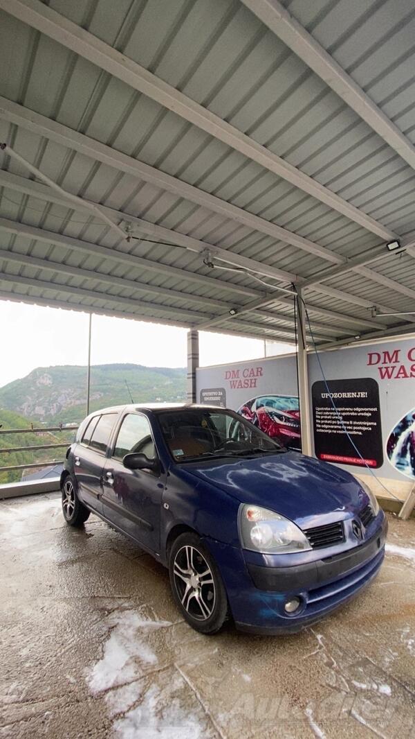 Renault - Clio - 1.2 16v