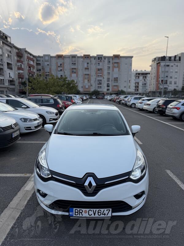 Renault - Clio - 1.5 dci