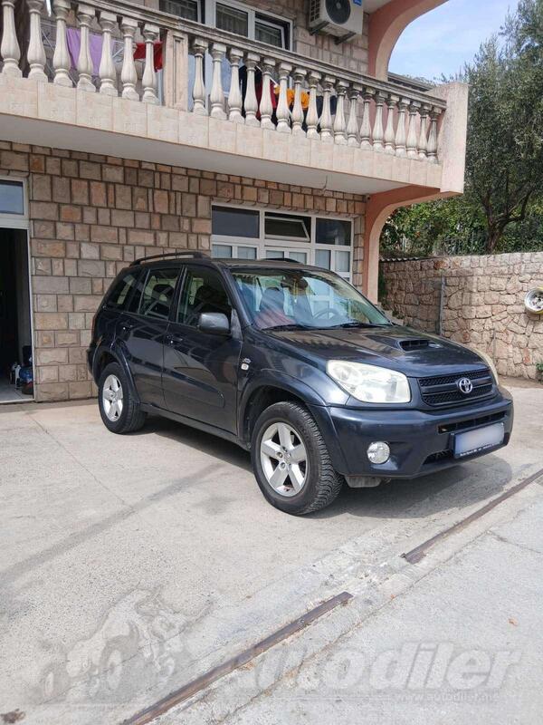 Toyota - RAV 4 - 2.0 D