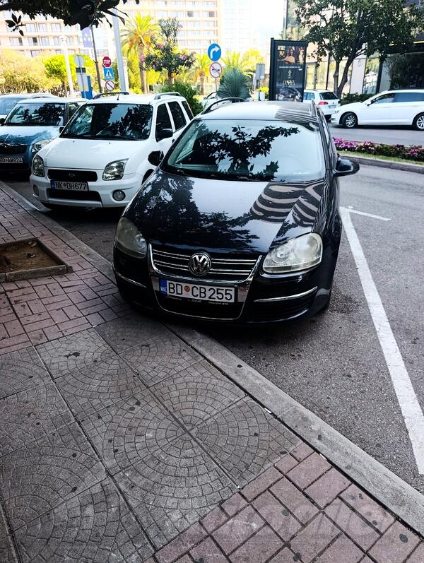 Volkswagen - Golf 5 - 1.9 77kw