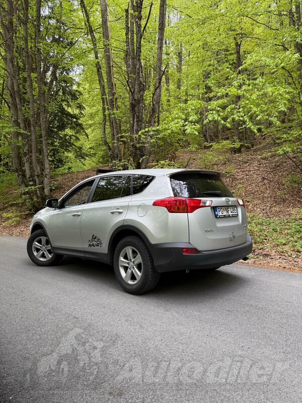 Toyota - RAV 4 - 2.2D4D AWD