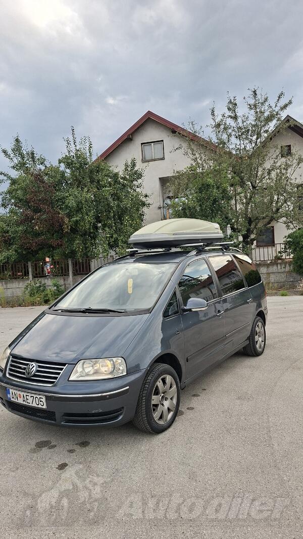 Volkswagen - Sharan - 1 9