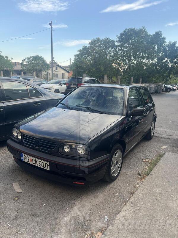 Volkswagen - Golf 3 - 1.8 cl