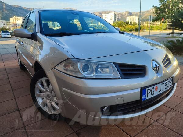 Renault - Megane - 1.6b