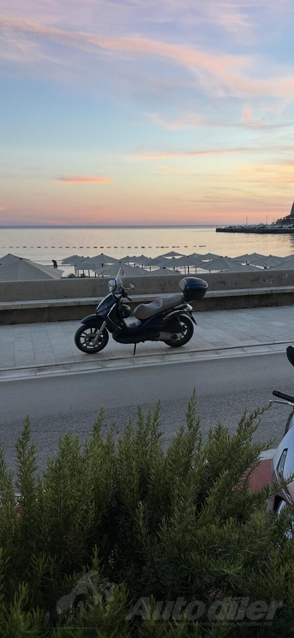 Piaggio - beverly