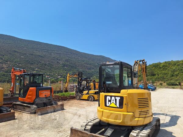 CAT - 305 E
