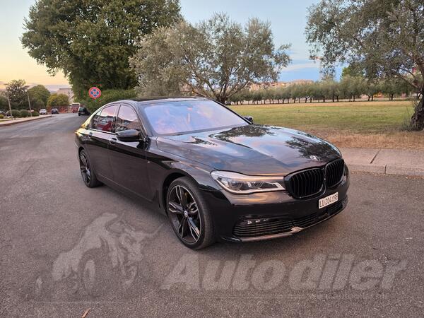 BMW - 730 - G11