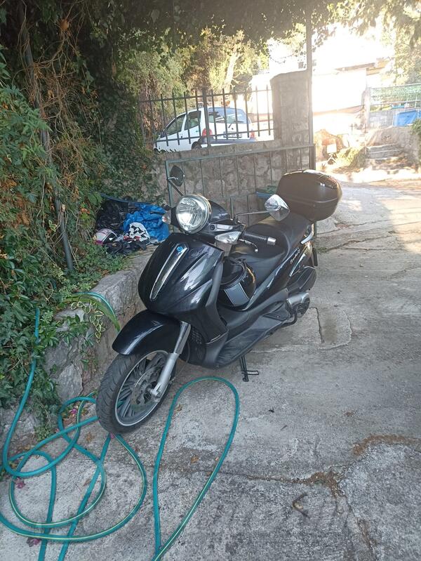 Piaggio - beverlly