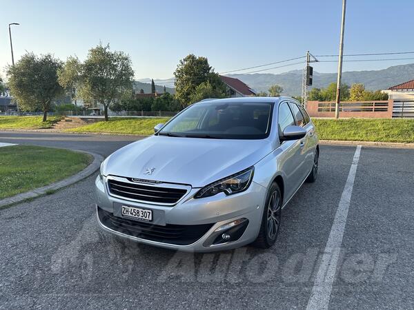 Peugeot - 308 - 1.2iSTT