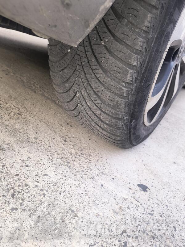 Kumho - 4s i zimske - Univerzalna guma