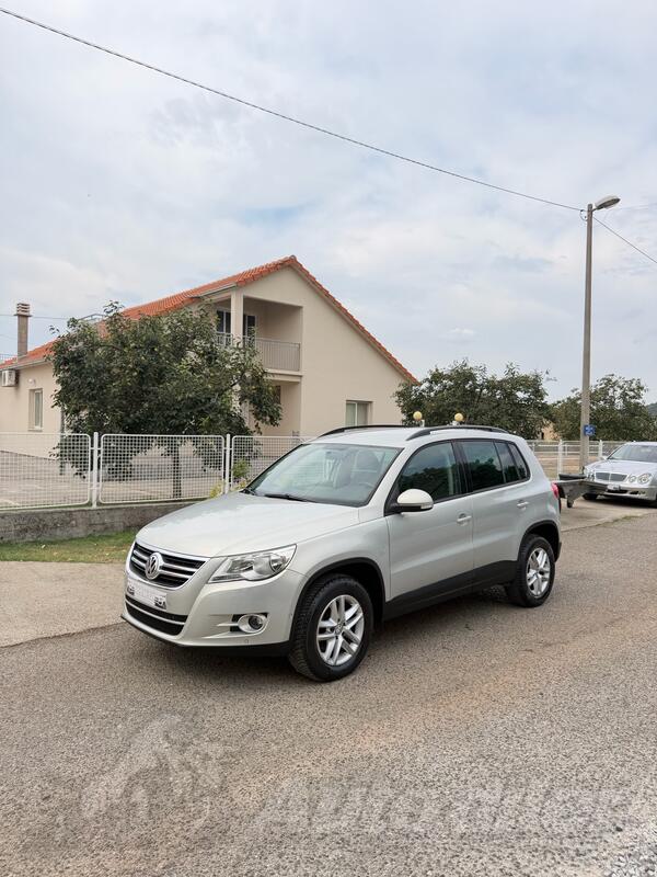 Volkswagen - Tiguan - 2.0 TDI BLUEMOTION