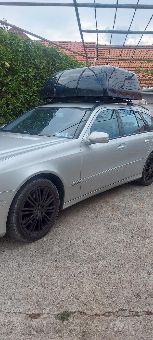Mercedes Benz - E 320