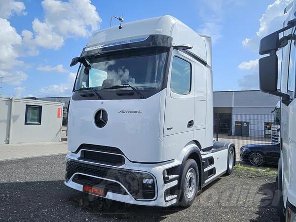 Mercedes Benz - Actros 1851 ProCabin GIGA SPACE Retarder MirrorCam Standklima