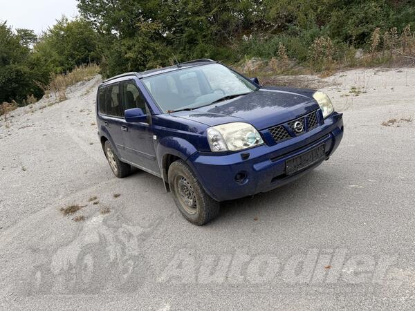Nissan - X-Trail - 2.2