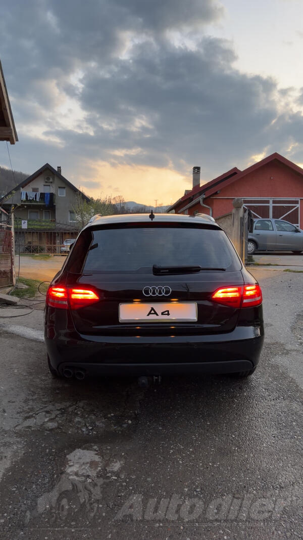 Audi - A4 - 2.0 105kw