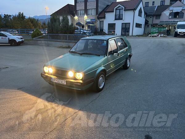 Volkswagen - Golf 2