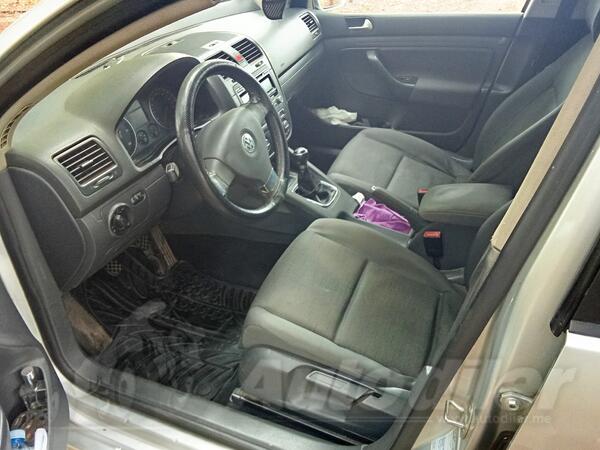Volkswagen - Golf 5 - 1.9TDI