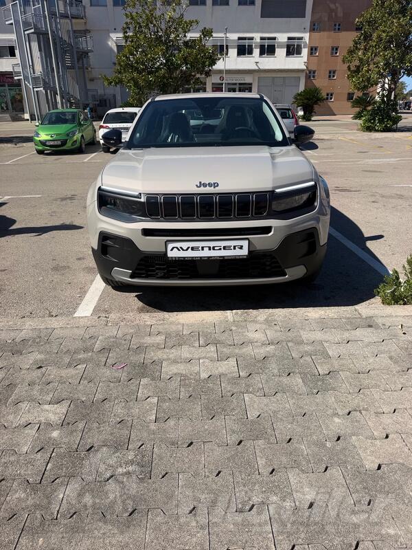 Jeep - Comanche - 1.2 100kw