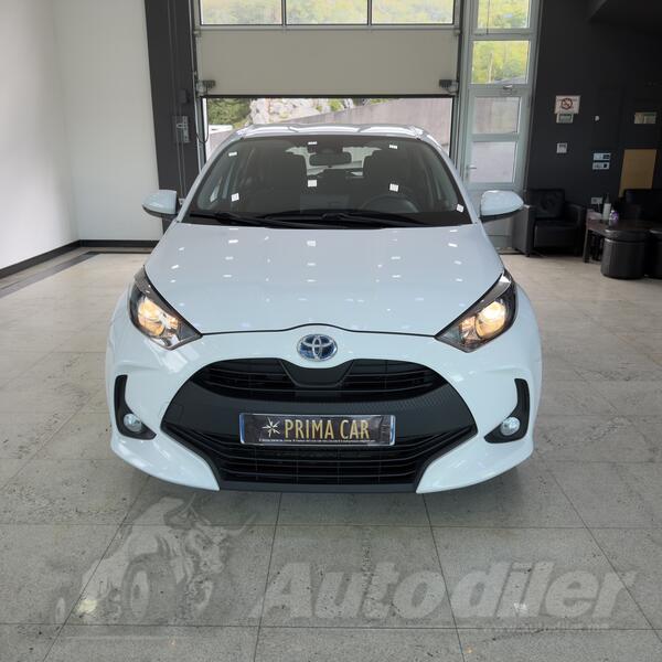 Toyota - Yaris - 1.5 HIBRID//BENZIN