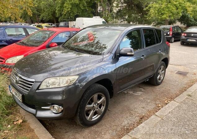 Toyota - RAV 4 - 2.2
