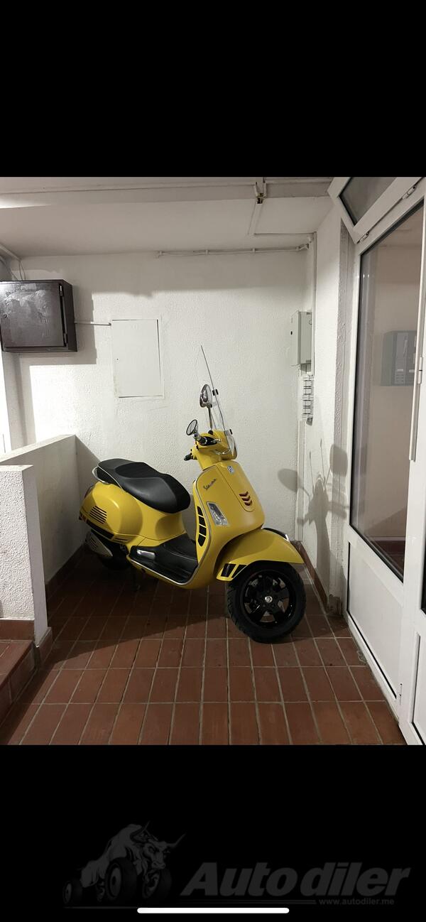 Vespa - gts 300