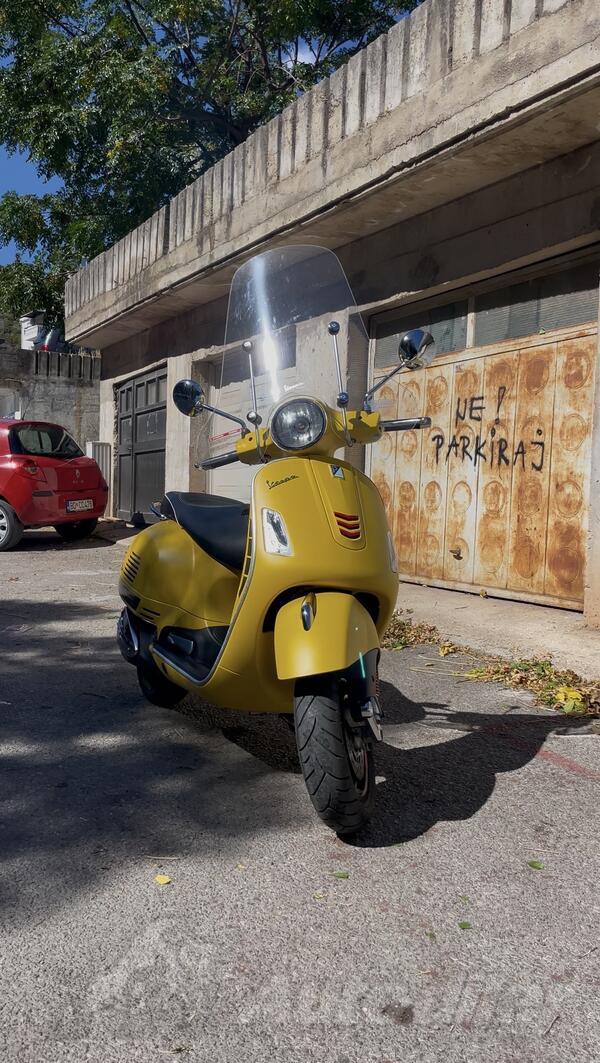 Vespa - gts 300