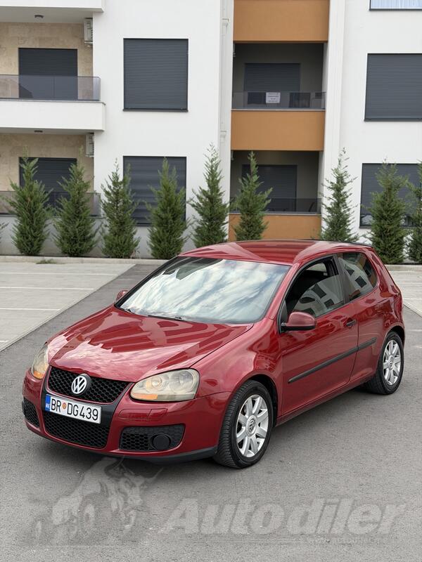 Volkswagen - Golf 5 - 1.9 77kw