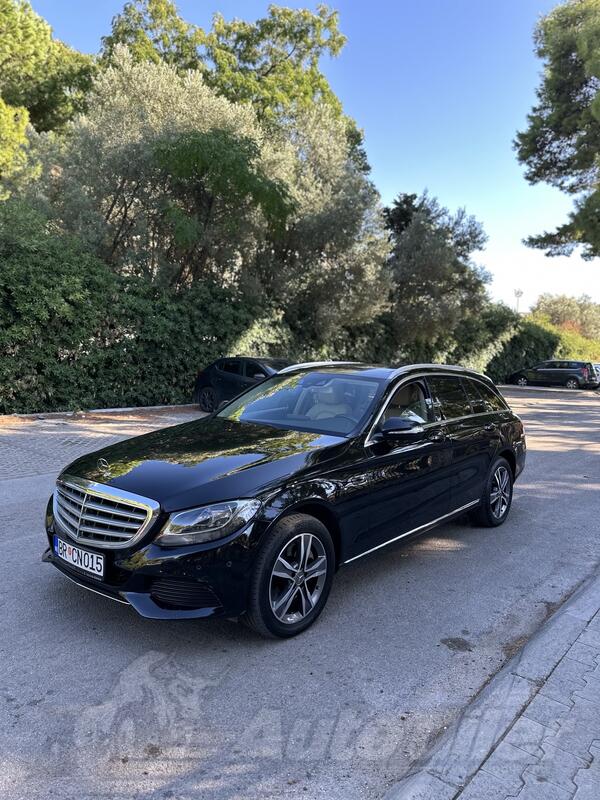 Mercedes Benz - C 250 - 4 matic