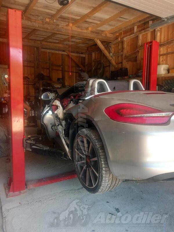 Porsche - Boxster - 2,7
