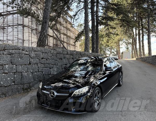 Mercedes Benz - C 180 - amg line