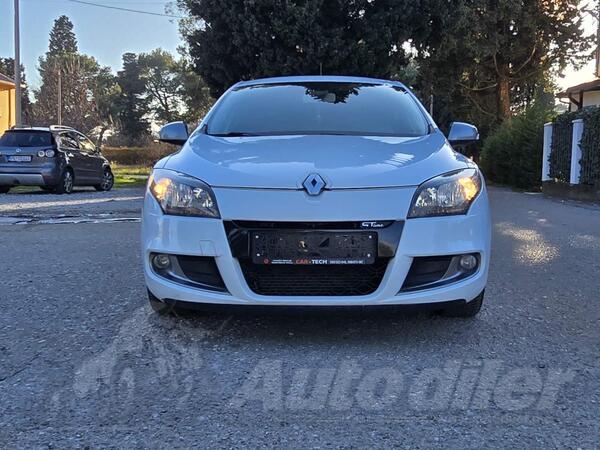 Renault - Megane - 1.9 DCI