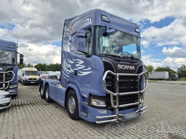 Scania - S580 A6x2NA Highline tegljač / 3 kom. / Tegljač / FHM-0452